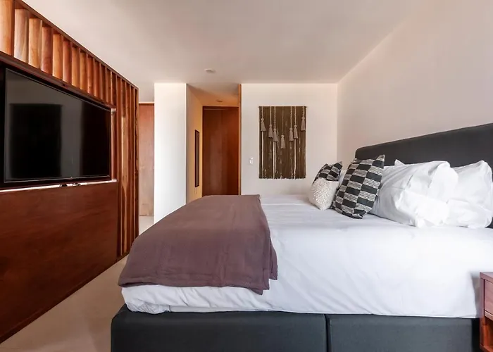 Alcazar 4*