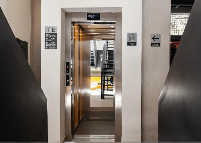 Aparthotel Alcazar
