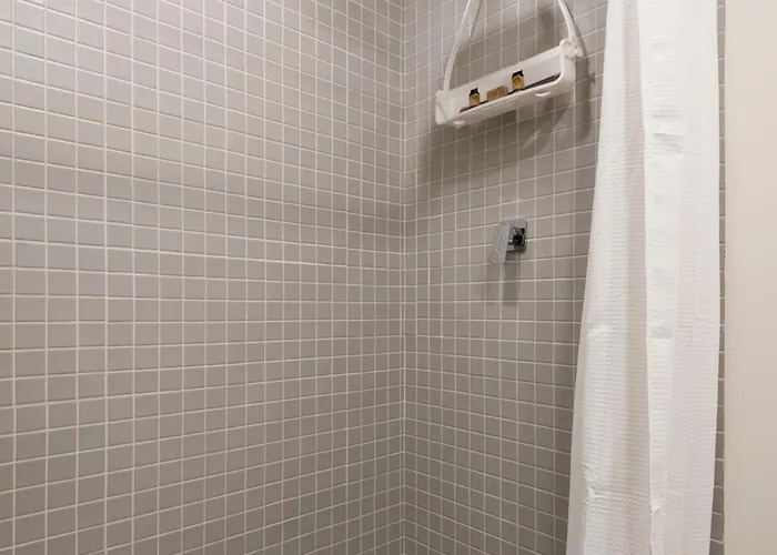 Alcazar Aparthotel 4*